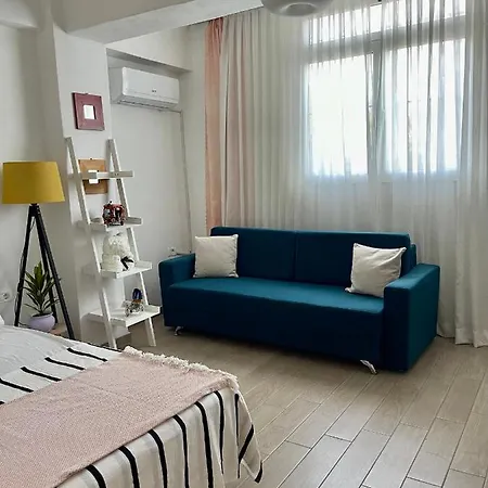 Apartament Lola's *